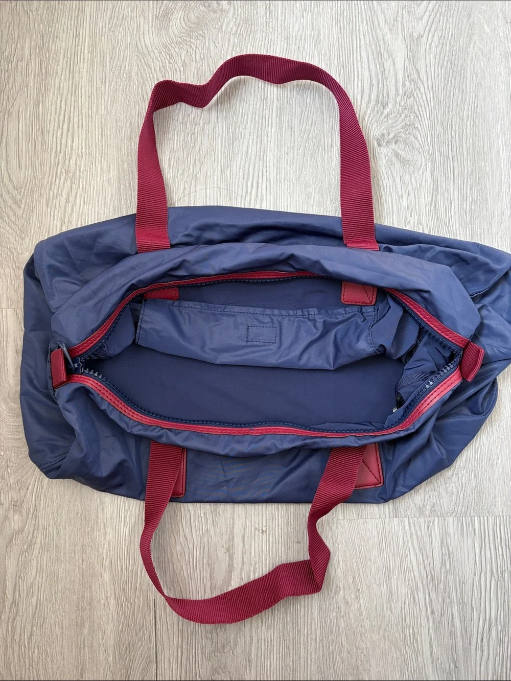Marc By Marc Jacobs Navy and Magenta Weekend Tote